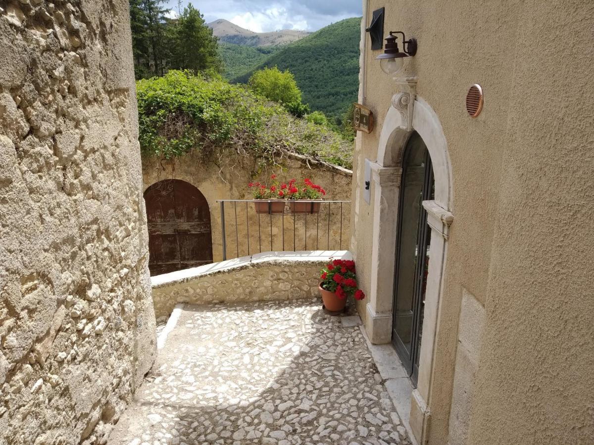Sognando Bominaco - Dimora Il Milord Villa Exterior foto